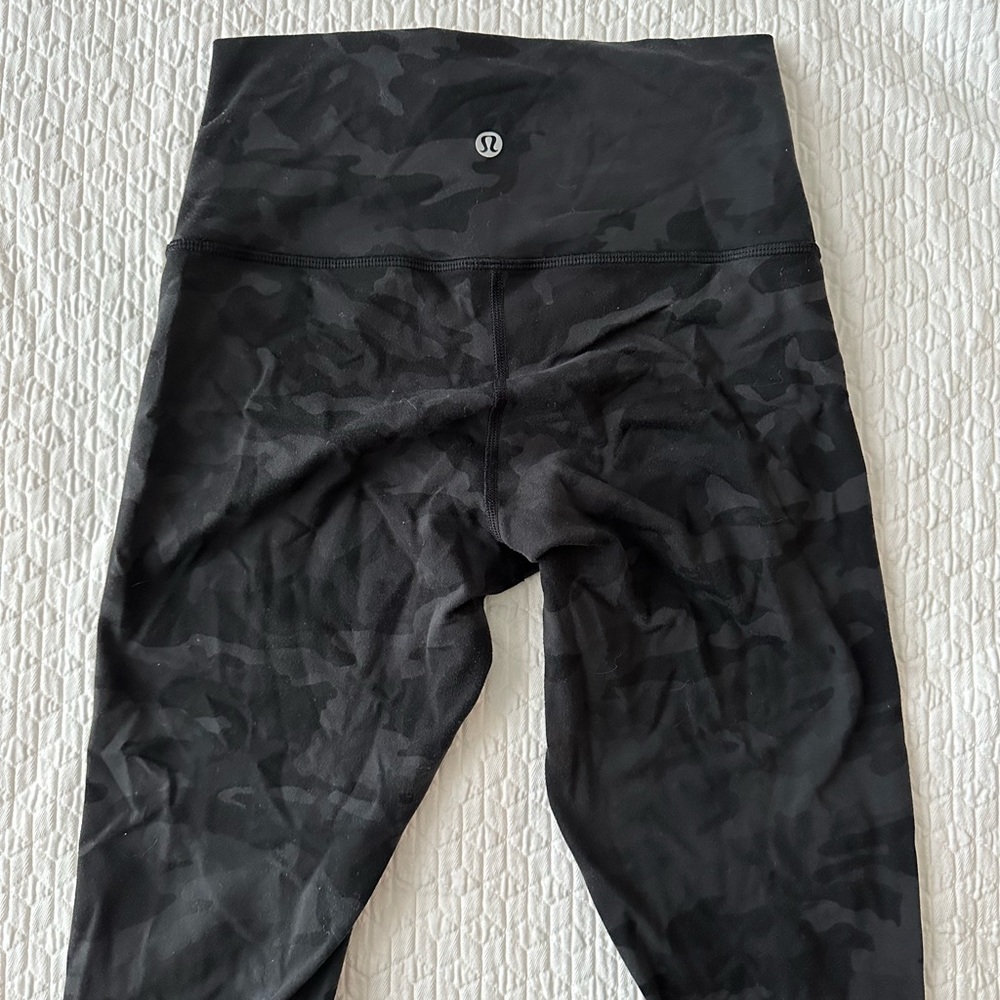 LULULEMON leggings camo print